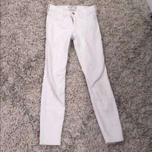 White Abercrombie jeans